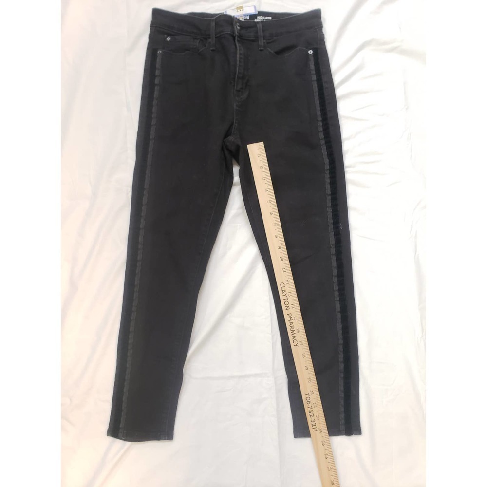 Black hi-rise skinny ankle Denizen by Levi's 12/31 jeans